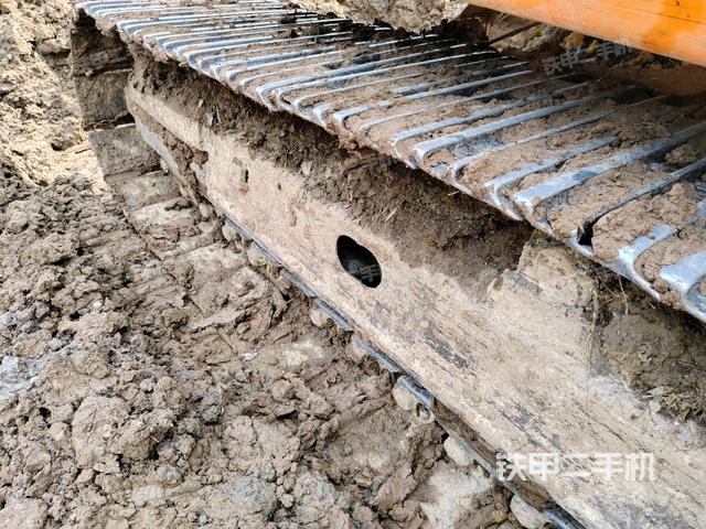 左侧行走马达盖板（行走机构）