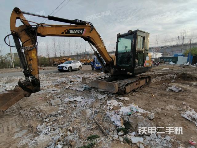三一重工SY55C挖掘机