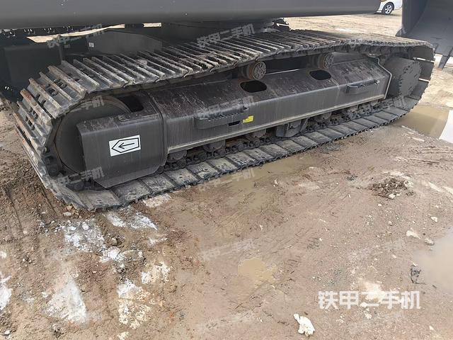 单侧履带整体（整机外观）