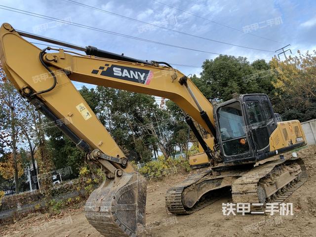 三一重工SY205C挖掘机