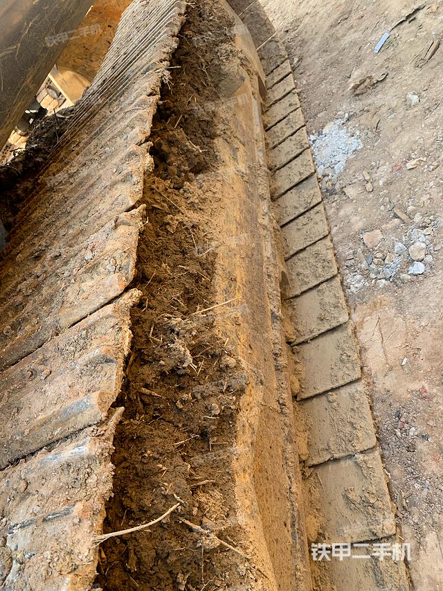 单侧履带整体（整机外观）