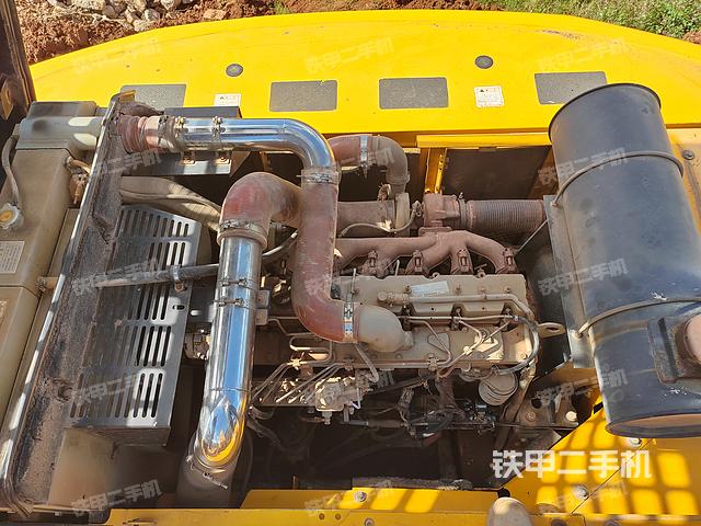 发动机整体俯视（整机外观）