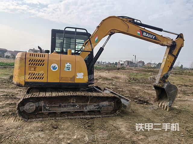 整機(jī)右后45°(整機(jī)外觀) 整機(jī)右后45°(整機(jī)外觀)