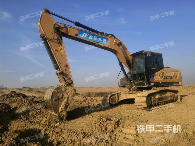 三一重工SY215C挖掘机