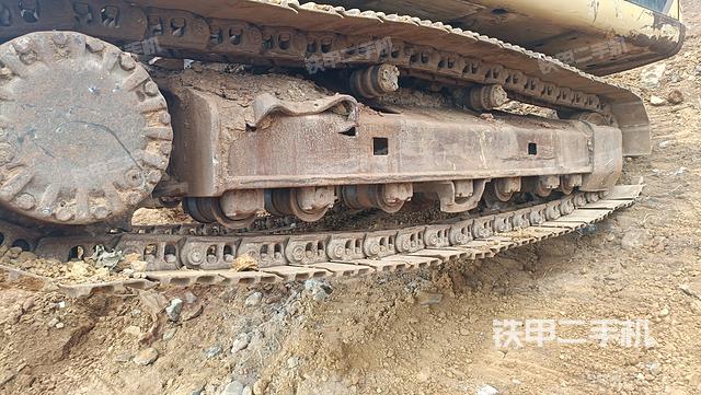 单侧履带整体（整机外观）