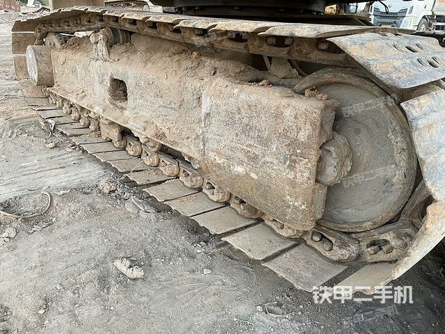 单侧履带整体（整机外观）