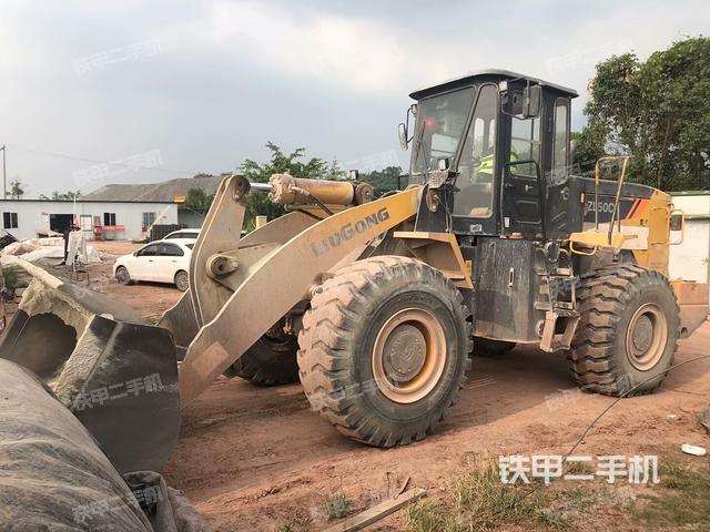 柳工ZL50CN裝載機(jī)