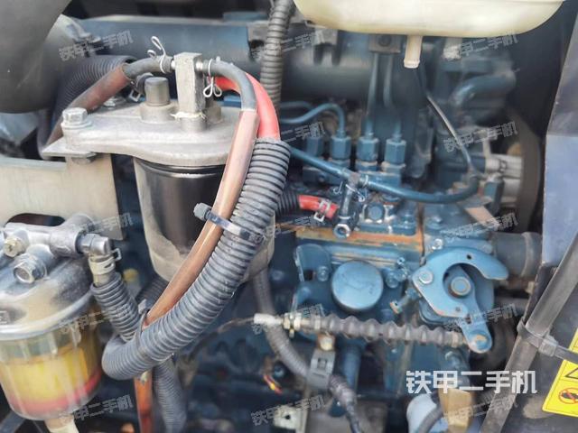 发动机整体俯视（整机外观）