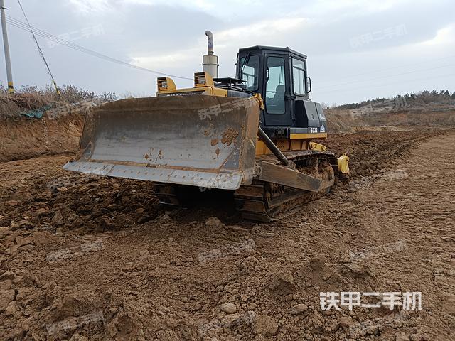 山推SD32標(biāo)準(zhǔn)型推土機