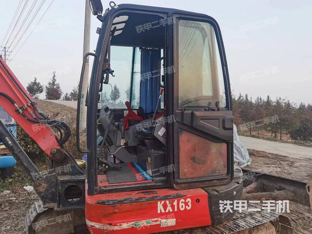 驾驶室整体（整机外观）