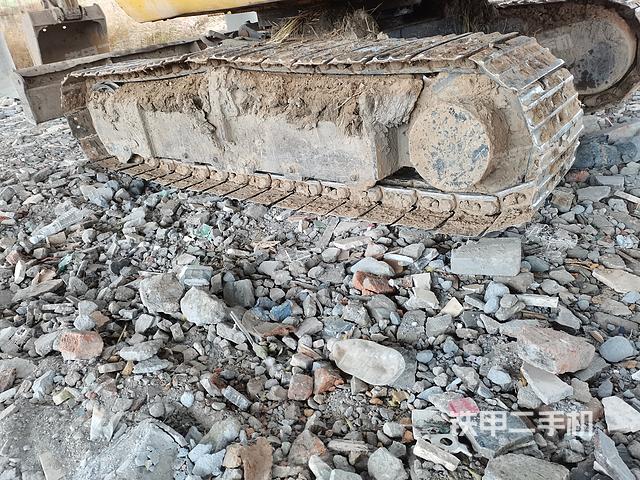 单侧履带整体（整机外观）