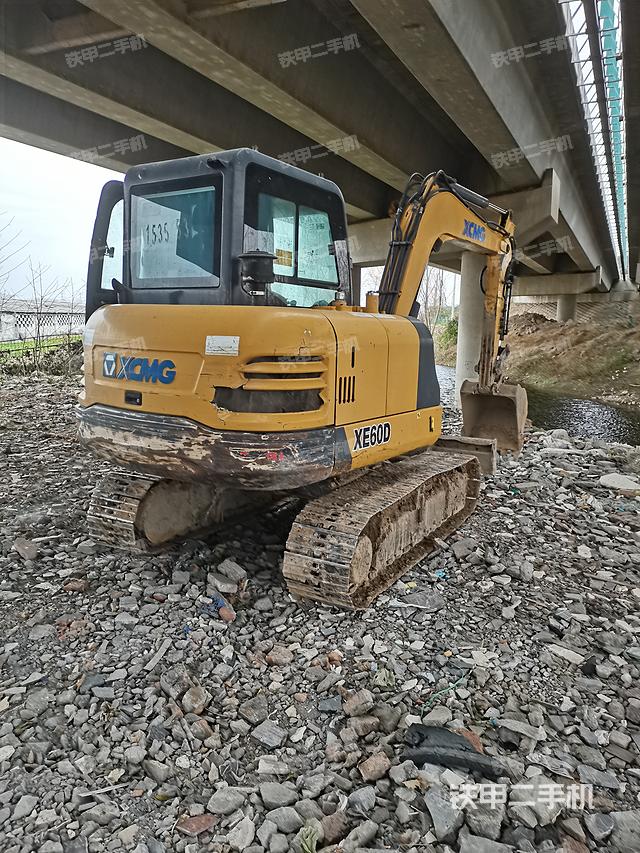 整机右后45°（整机外观）