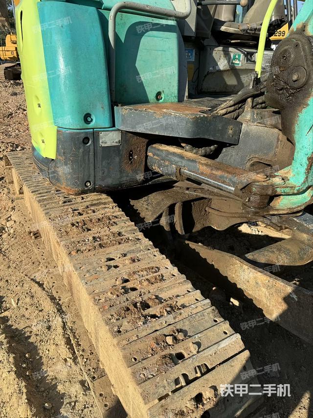 驾驶室整体（整机外观）