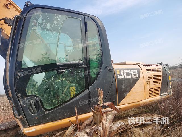 驾驶室整体（整机外观）