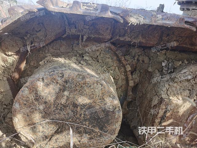 单侧履带整体（整机外观）