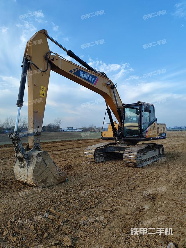 三一重工SY205C DPC挖掘機(jī)