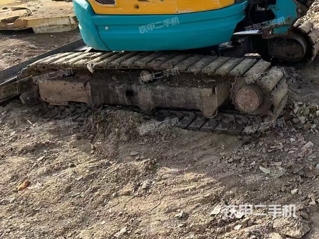 单侧履带整体（整机外观）