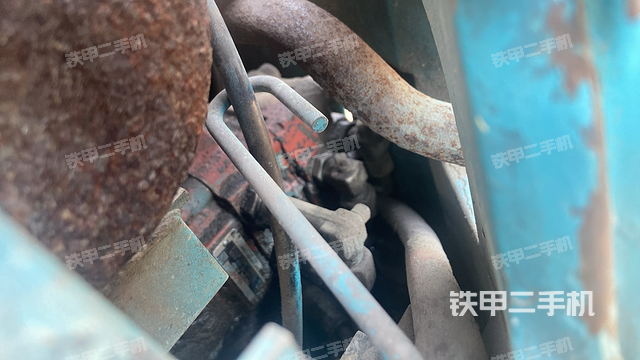 液壓泵艙室正面整體（整機(jī)外觀）