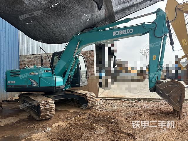 神鋼SK130-8挖掘機