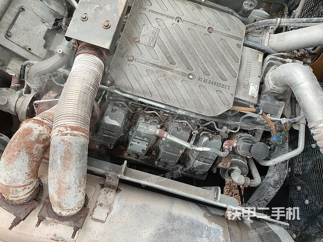 发动机整体俯视（整机外观）