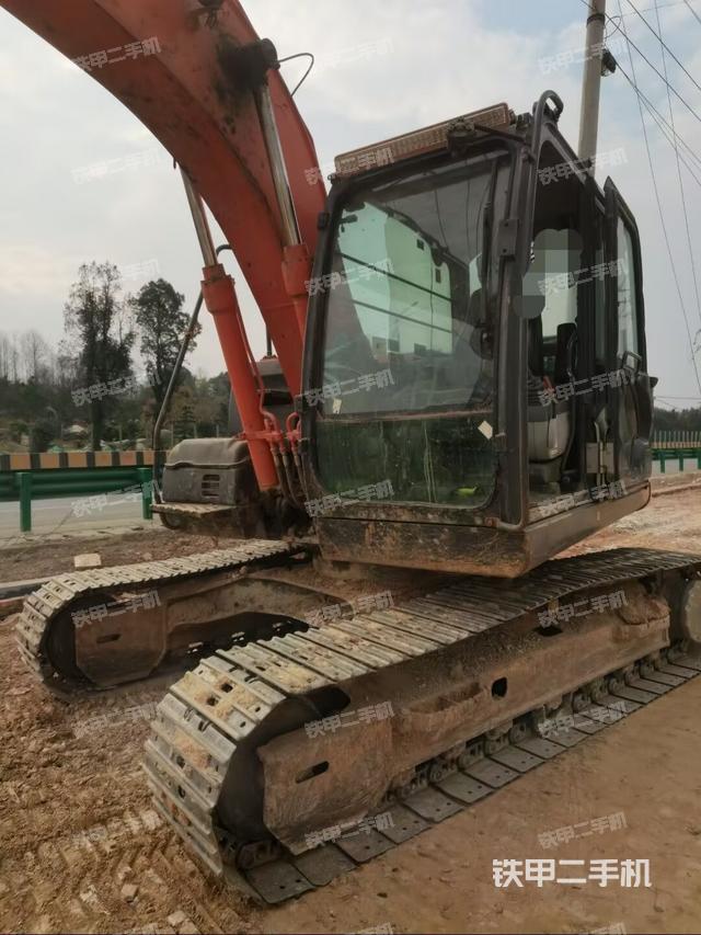 驾驶室整体（整机外观）