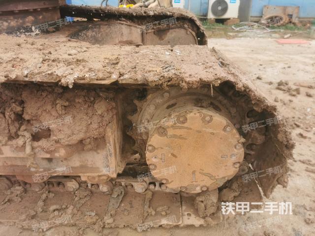 右驅(qū)動(dòng)輪(行走機(jī)構(gòu)) 右驅(qū)動(dòng)輪(行走機(jī)構(gòu))