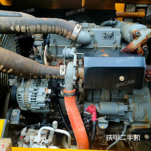 發(fā)動機(jī)整體俯視(整機(jī)外觀) 發(fā)動機(jī)整體俯視(整機(jī)外觀)