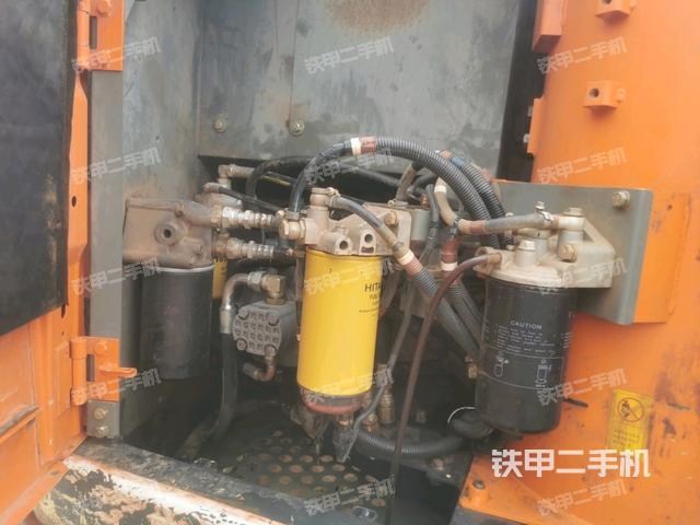 液壓泵室(大件艙室) 液壓泵室(大件艙室)