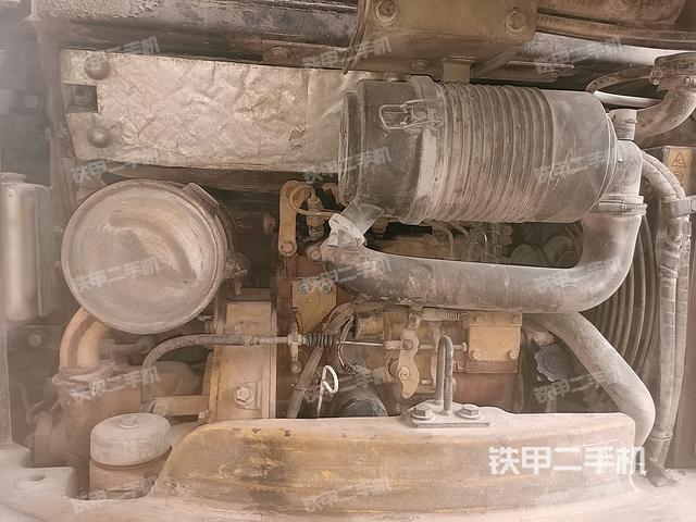 發(fā)動(dòng)機(jī)整體俯視(整機(jī)外觀) 發(fā)動(dòng)機(jī)整體俯視(整機(jī)外觀)