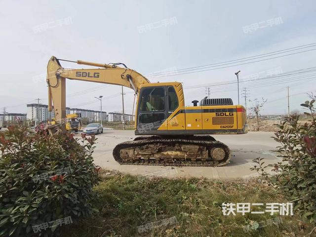 山東臨工E6205F挖掘機(jī)