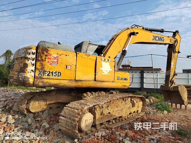整機(jī)右后45°(整機(jī)外觀) 整機(jī)右后45°(整機(jī)外觀)