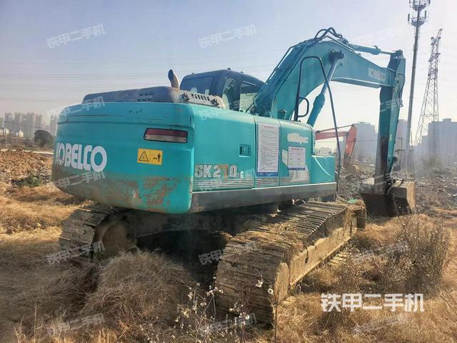 整機(jī)右后45°(整機(jī)外觀) 整機(jī)右后45°(整機(jī)外觀)