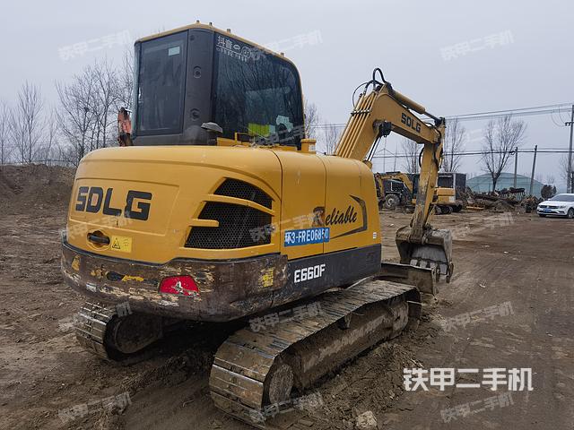 整機(jī)右后45°(整機(jī)外觀) 整機(jī)右后45°(整機(jī)外觀)