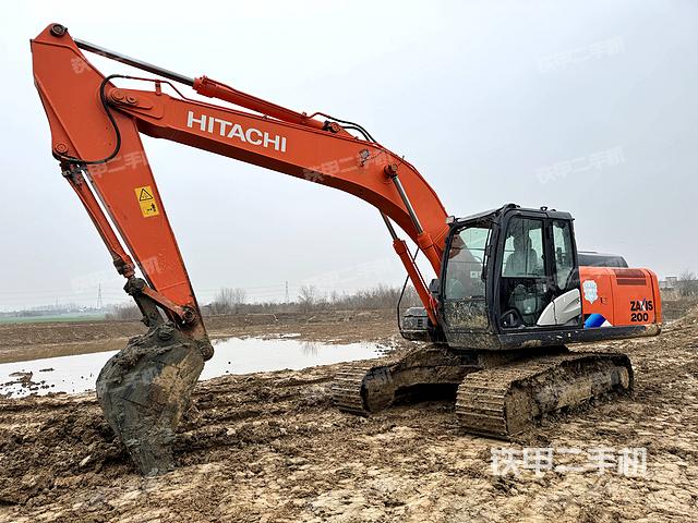日立ZX200-5A挖掘機(jī)