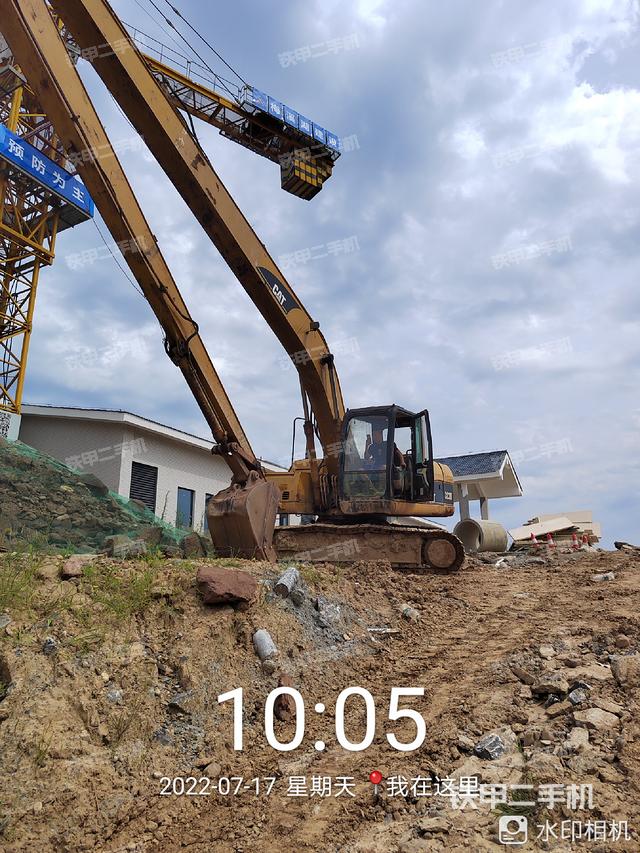 卡特彼勒320CU挖掘機(jī)
