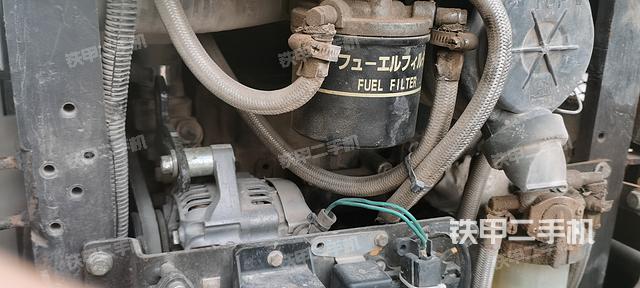 發(fā)動機(jī)整體俯視(整機(jī)外觀) 發(fā)動機(jī)整體俯視(整機(jī)外觀)