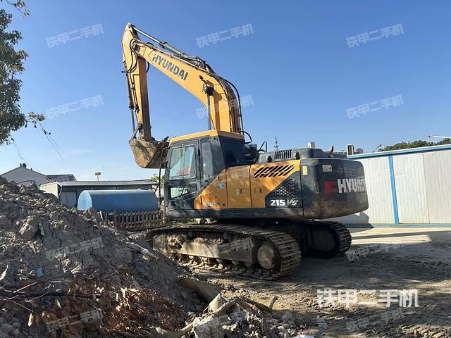 現(xiàn)代R215VS挖掘機(jī)