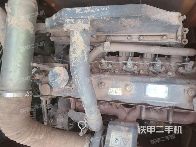 發(fā)動(dòng)機(jī)整體俯視(整機(jī)外觀) 發(fā)動(dòng)機(jī)整體俯視(整機(jī)外觀)