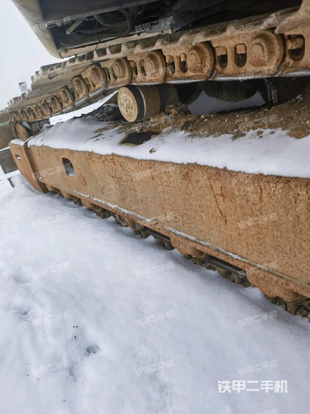 右侧行走马达盖板（行走机构）