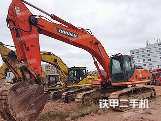 斗山DX380LC挖掘机实拍图片