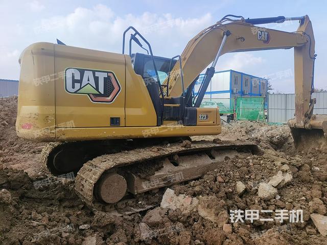 整機右后45°(整機外觀) 整機右后45°(整機外觀)