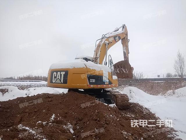 整機(jī)右后45°(整機(jī)外觀) 整機(jī)右后45°(整機(jī)外觀)