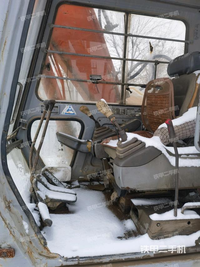 显示屏 （驾驶室部分）