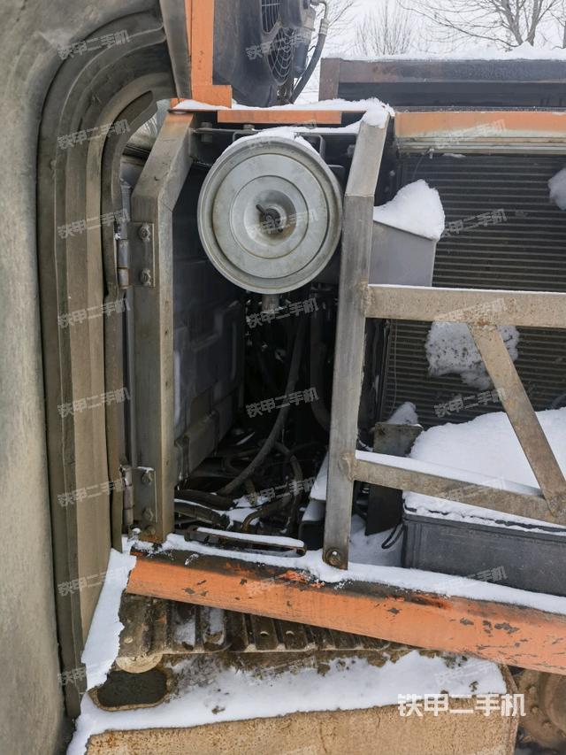 液压泵斜45 右（大件舱室）