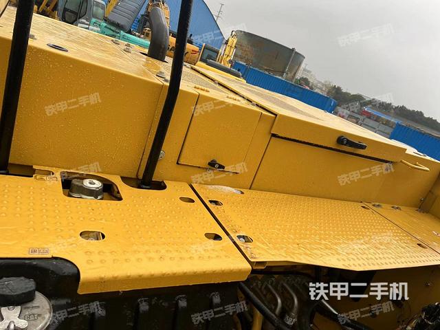 發(fā)動(dòng)機(jī)整體俯視(整機(jī)外觀) 發(fā)動(dòng)機(jī)整體俯視(整機(jī)外觀)
