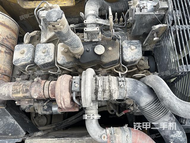 發(fā)動(dòng)機(jī)整體俯視(整機(jī)外觀) 發(fā)動(dòng)機(jī)整體俯視(整機(jī)外觀)