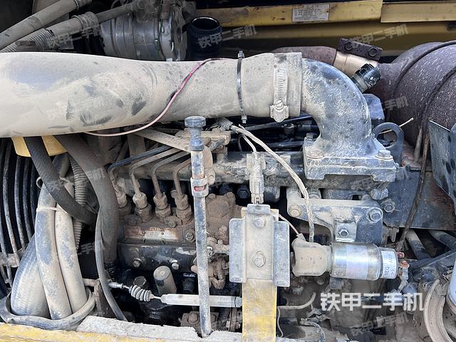 發(fā)動(dòng)機(jī)整體俯視(整機(jī)外觀) 發(fā)動(dòng)機(jī)整體俯視(整機(jī)外觀)