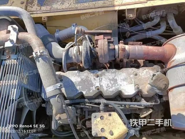 發(fā)動(dòng)機(jī)整體俯視(整機(jī)外觀) 發(fā)動(dòng)機(jī)整體俯視(整機(jī)外觀)