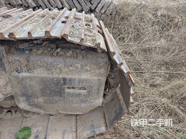 單側履帶整體(整機外觀) 單側履帶整體(整機外觀)