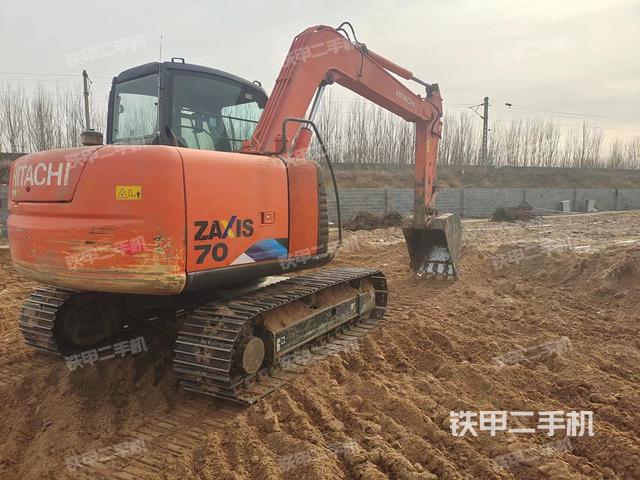 整機(jī)右后45°(整機(jī)外觀) 整機(jī)右后45°(整機(jī)外觀)